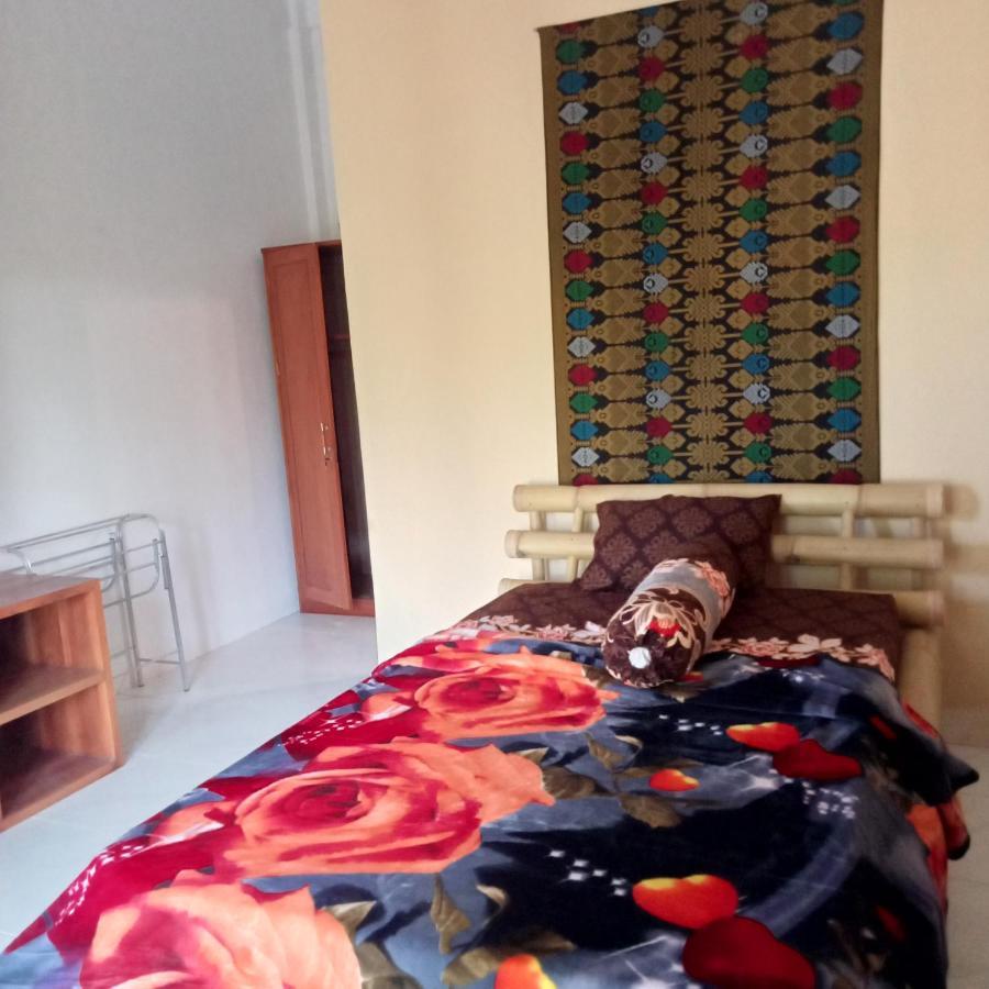 Sunrise Bukit Asam Homestay Kuta  Exterior foto